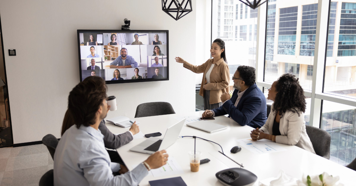 Belonging in Distributed Workplaces: 4 Strategies to End Exclusion Belonging in Distributed Workplaces: 4 Strategies to End Exclusion
